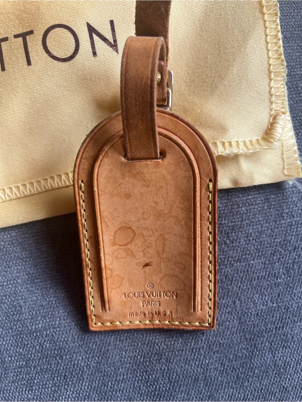Louis Vuitton Leather Luggage Tag & Dust Bag - Picture 3 of 4